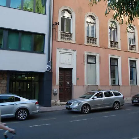 Studio Apartment Bombon Apartman Szarajevó