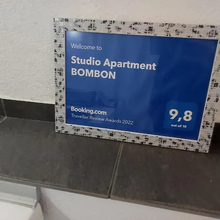 アパート Studio Apartment Bombon サラエヴォ